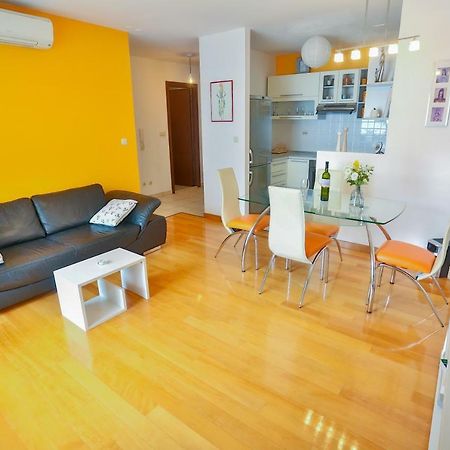 Ibis Apartment Сплит Екстериор снимка