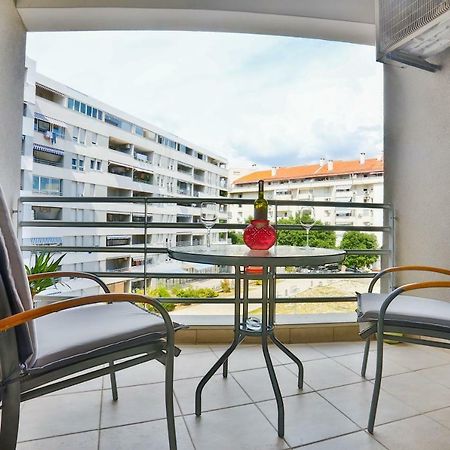 Ibis Apartment Сплит Екстериор снимка
